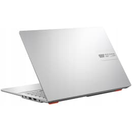 Asus Vivobook Go 15 E1504FA-NJ311W 15" Ryzen 5 2 GHz - SSD 512 GB - 16GB QWERTY - Spagnolo